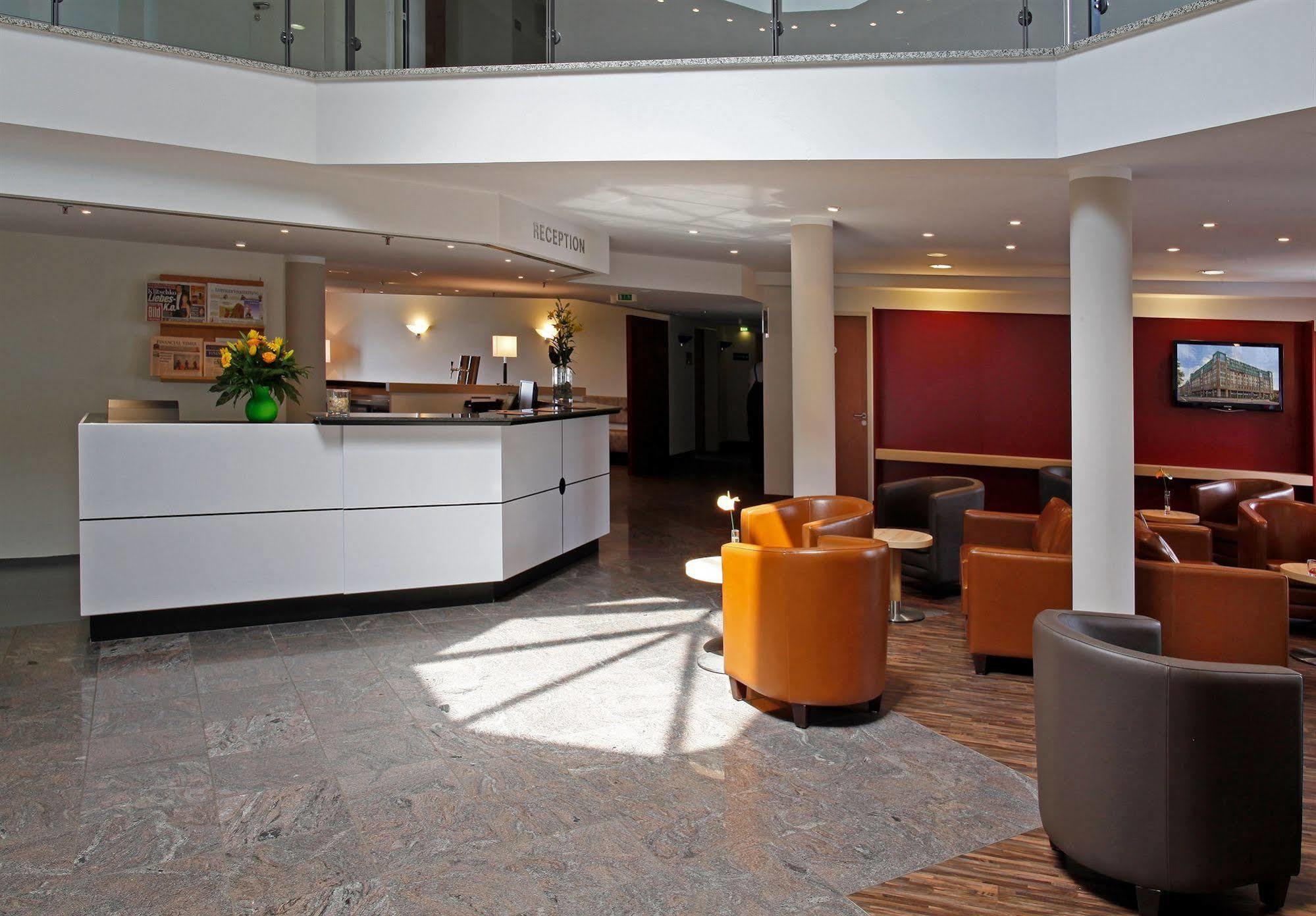 H+ Hotel Leipzig Interior photo